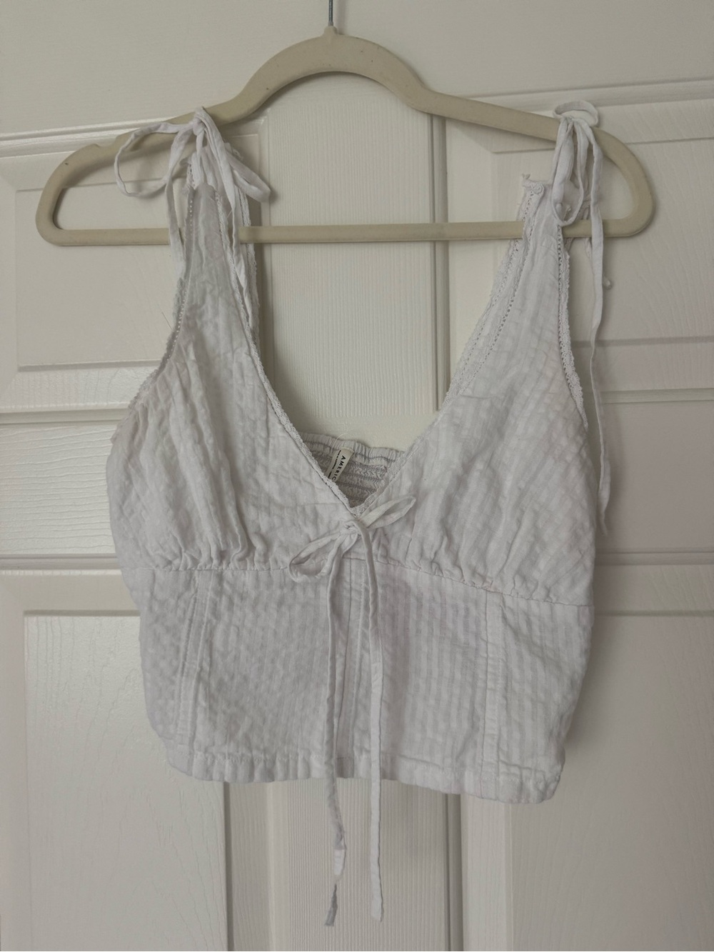 American Eagle Outfitters White Tie Shoulder Crop Top